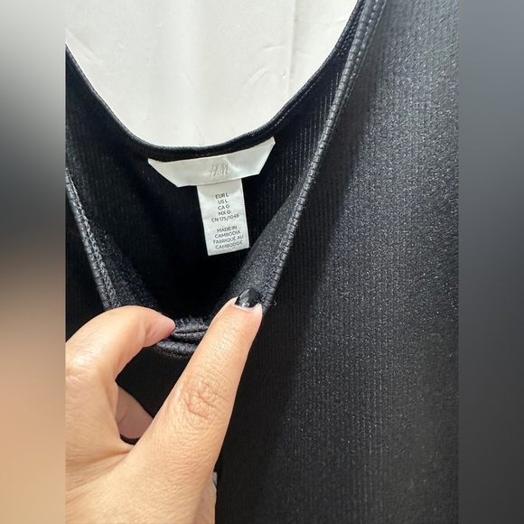 H&M Elegant Black Knit Bodysuit NWOT - Picture 3 of 5